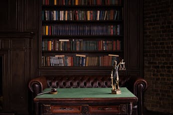 normirani odhodki v letu 2026